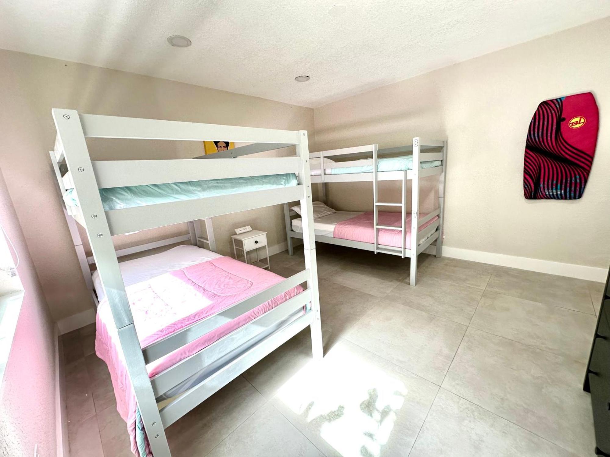 World Connect Miami Hostel Bagian luar foto